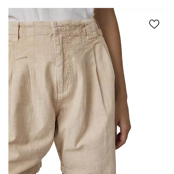 Free People sand colored linen shorts. - Picture 3 of 7
